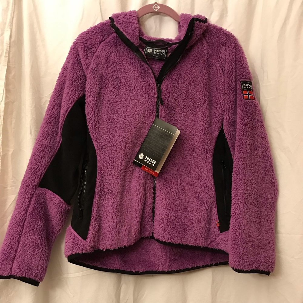 NOR Wear Hooded Jacket. Cute and comfy!Lightweight but warm!